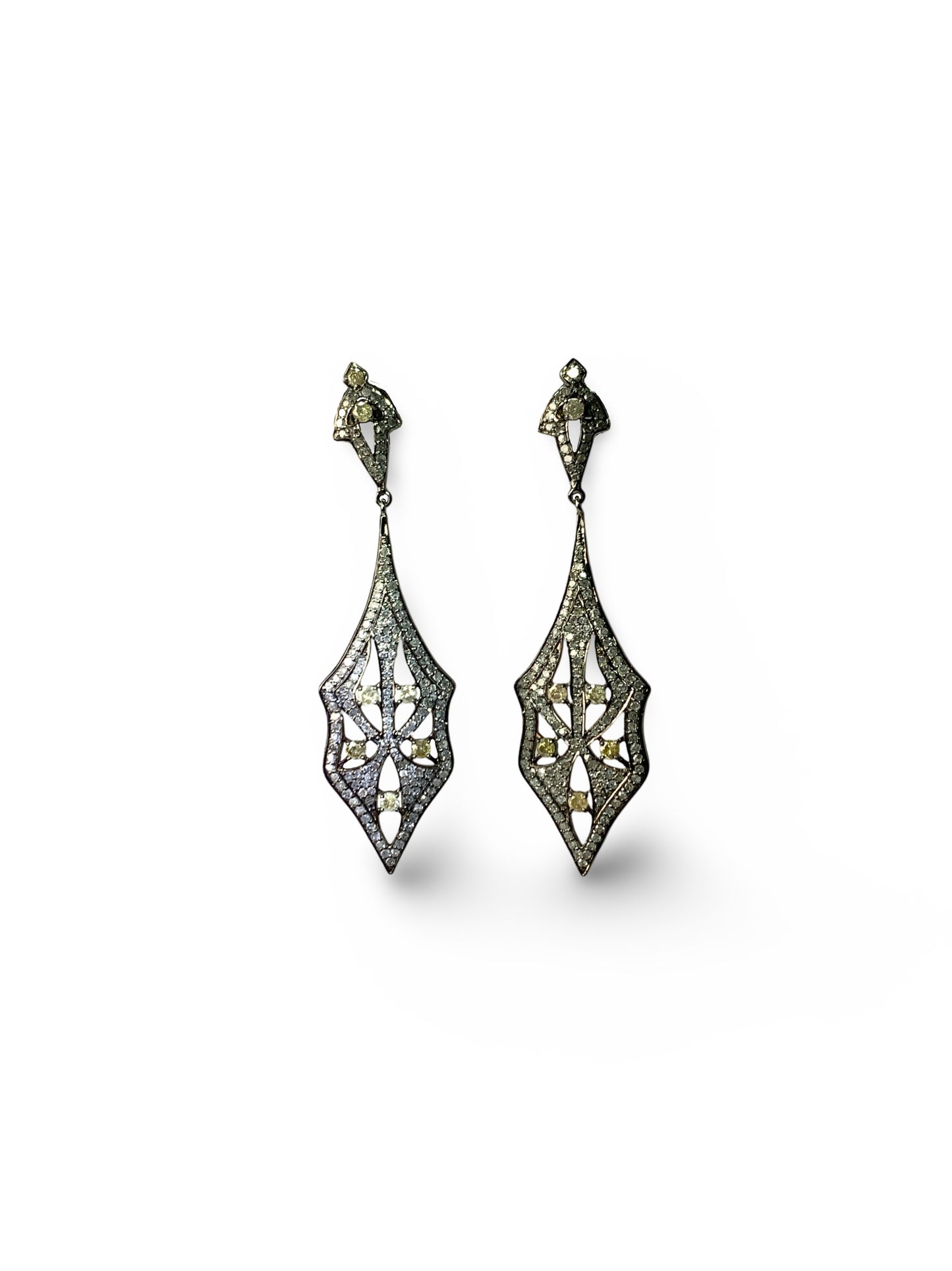 Örhänge silver diamanter